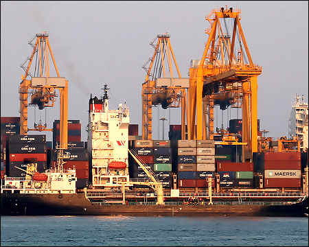 Shipping vessel ship Fujairah port UAE logistics