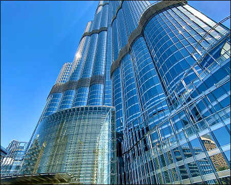 Burj Khalifa Dubai building skyscraper UAE