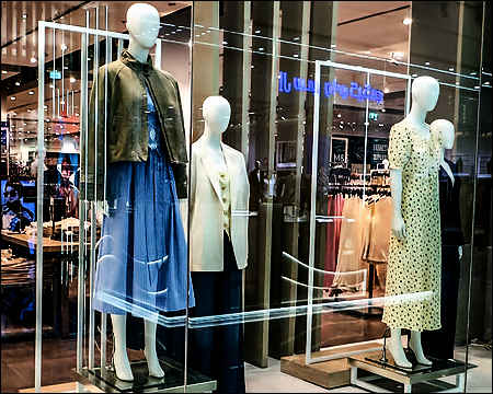 Marks Spencer luxury store shop Dubai UAE